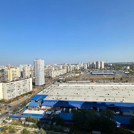 Є Генератор 1Кім Осокорки Вул Бориса Гмирі 20 Жк Патріотика Kiev Bagian luar foto